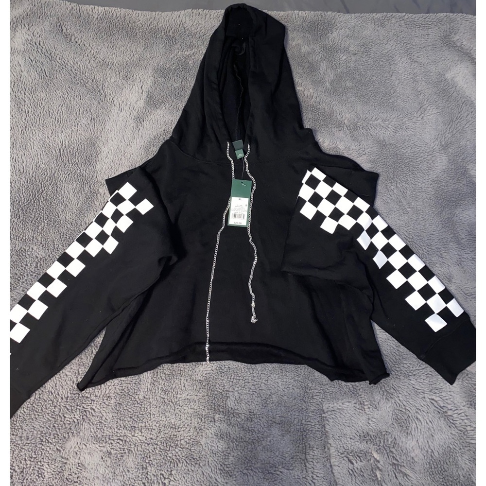 Forever 21 black checkered cropped hoodie